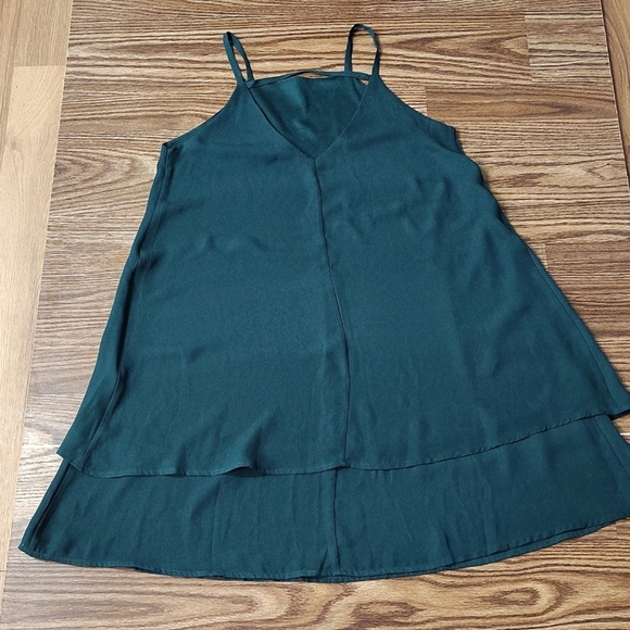 Charlotte Russe Ladies Camisole Top,  Size Small,  Emerald Green Ladies Top - Picture 5 of 6